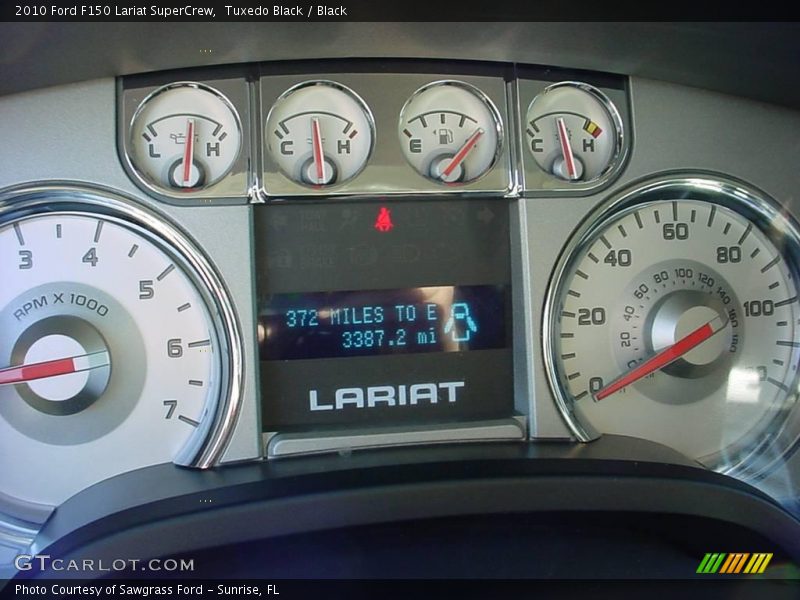Tuxedo Black / Black 2010 Ford F150 Lariat SuperCrew