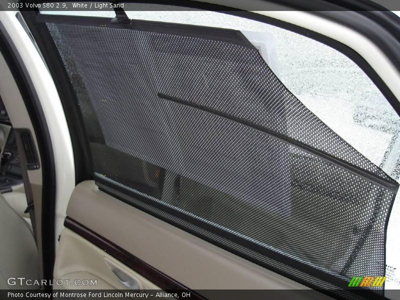 White / Light Sand 2003 Volvo S80 2.9