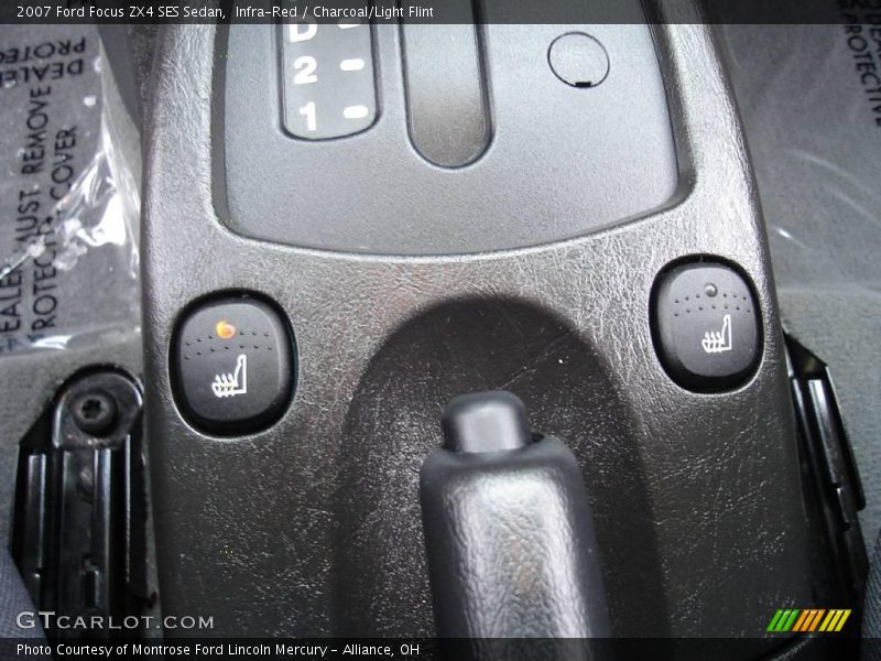 Infra-Red / Charcoal/Light Flint 2007 Ford Focus ZX4 SES Sedan