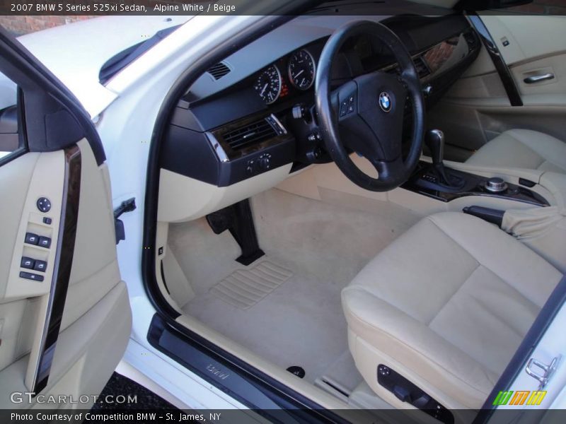 Alpine White / Beige 2007 BMW 5 Series 525xi Sedan