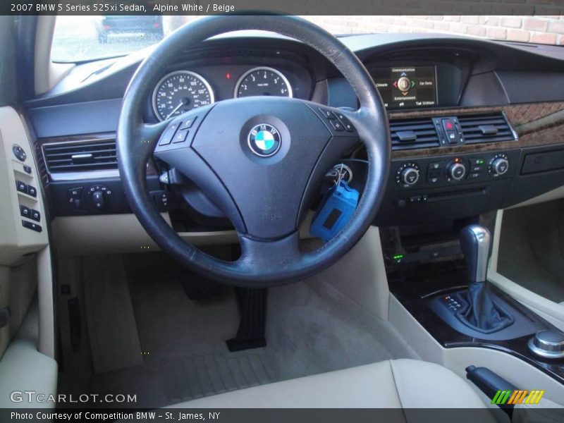 Alpine White / Beige 2007 BMW 5 Series 525xi Sedan