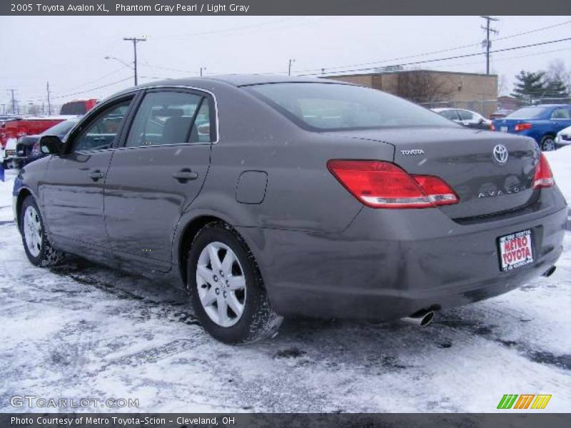 Phantom Gray Pearl / Light Gray 2005 Toyota Avalon XL