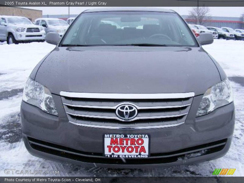 Phantom Gray Pearl / Light Gray 2005 Toyota Avalon XL