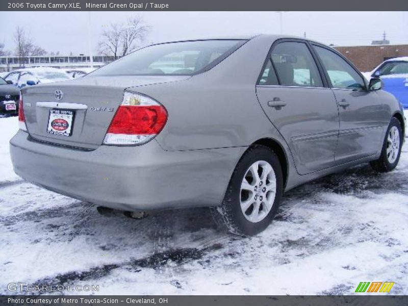 Mineral Green Opal / Taupe 2006 Toyota Camry XLE