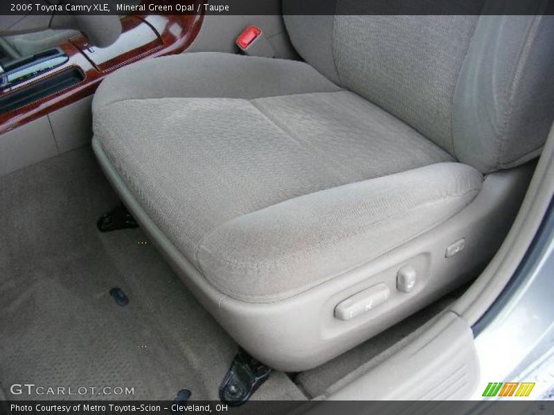Mineral Green Opal / Taupe 2006 Toyota Camry XLE
