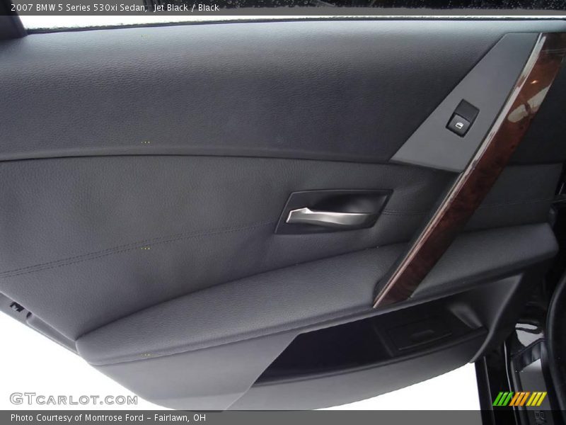Jet Black / Black 2007 BMW 5 Series 530xi Sedan