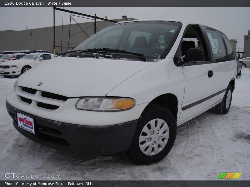 White / Beige 1996 Dodge Caravan