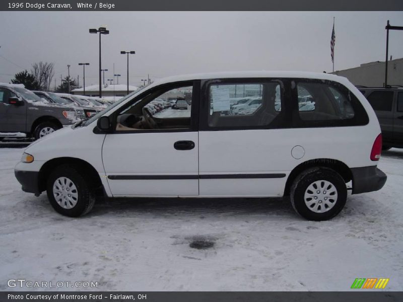 White / Beige 1996 Dodge Caravan