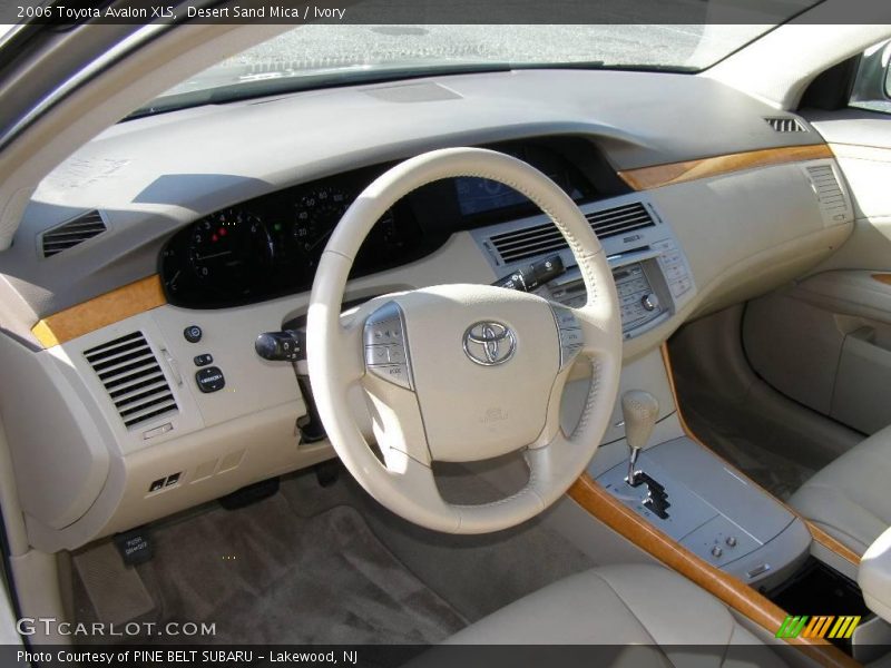 Desert Sand Mica / Ivory 2006 Toyota Avalon XLS