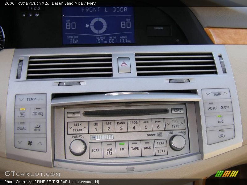 Desert Sand Mica / Ivory 2006 Toyota Avalon XLS