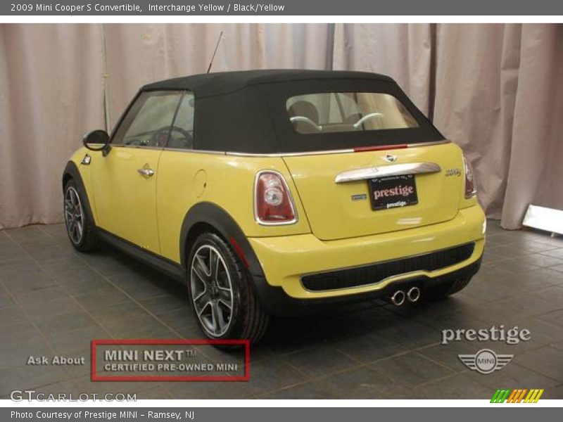 Interchange Yellow / Black/Yellow 2009 Mini Cooper S Convertible
