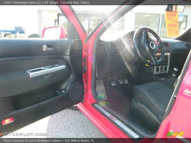Tornado Red / Black 2004 Volkswagen Jetta GLI 1.8T Sedan