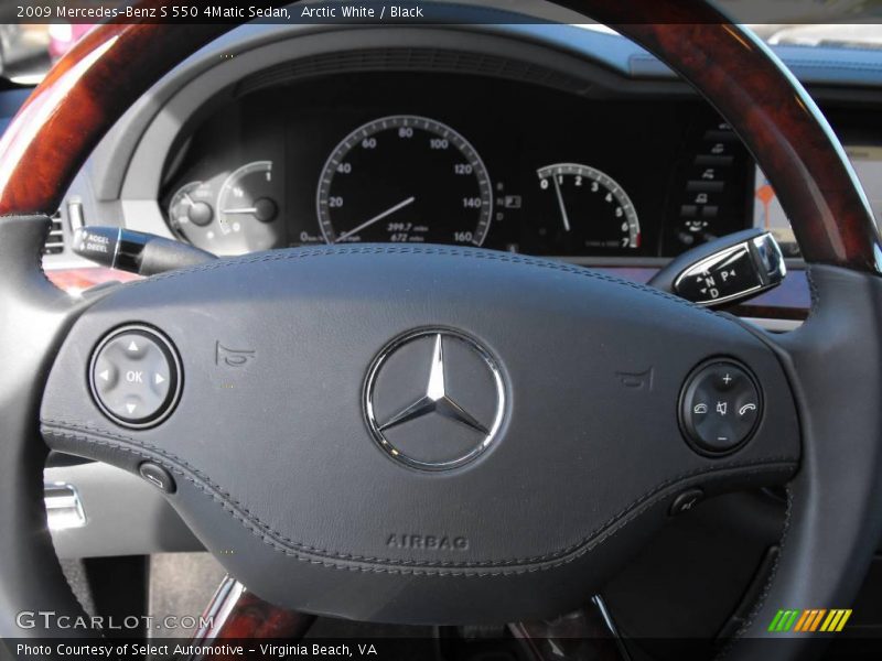 Arctic White / Black 2009 Mercedes-Benz S 550 4Matic Sedan