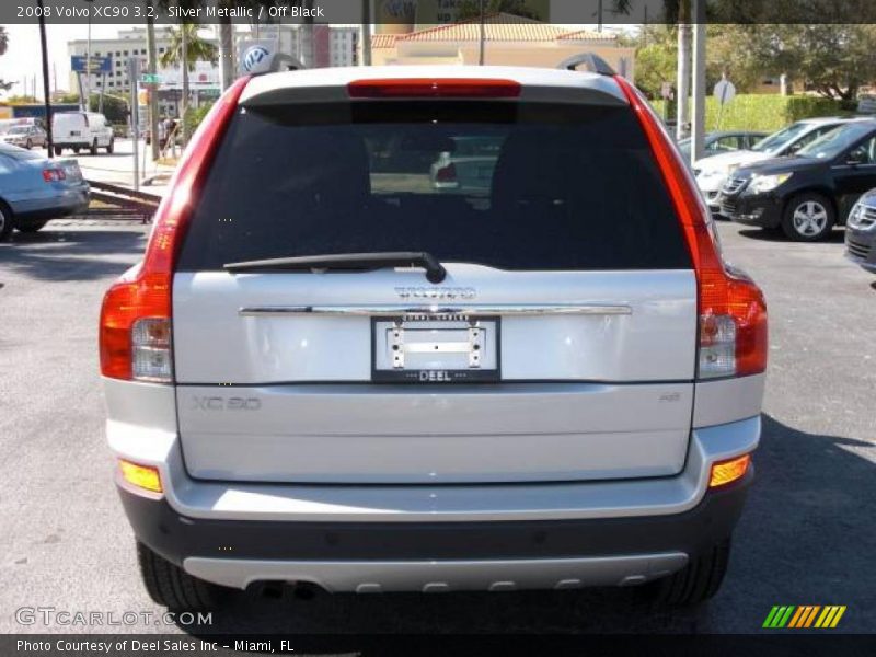 Silver Metallic / Off Black 2008 Volvo XC90 3.2