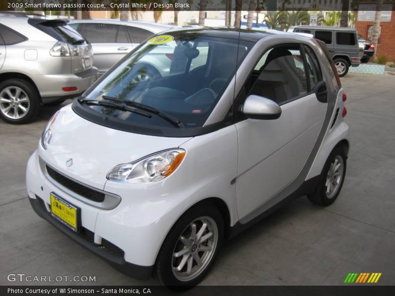 Crystal White / Design Black 2009 Smart fortwo passion coupe