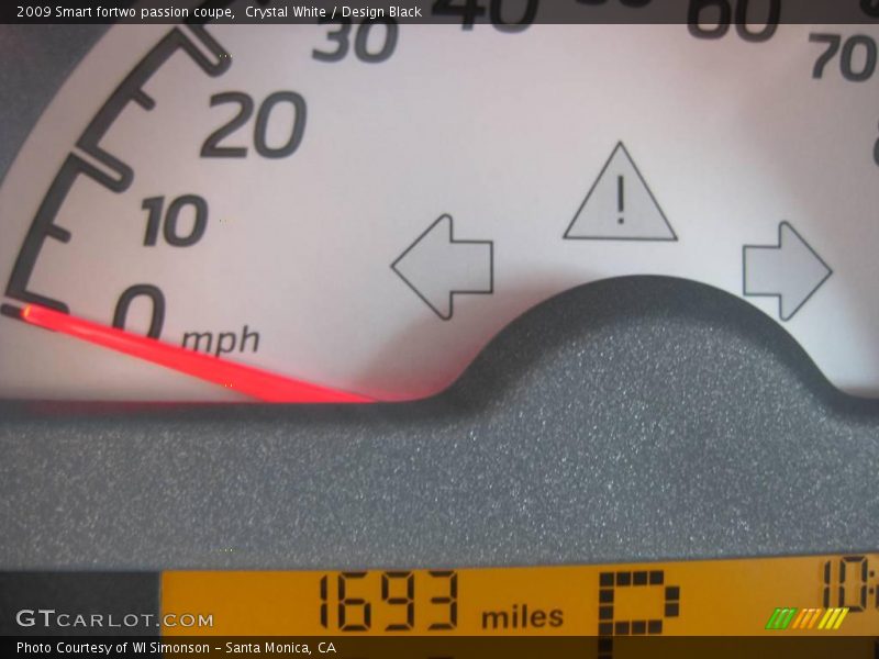 Crystal White / Design Black 2009 Smart fortwo passion coupe