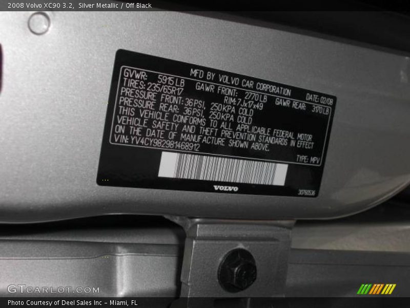 Silver Metallic / Off Black 2008 Volvo XC90 3.2
