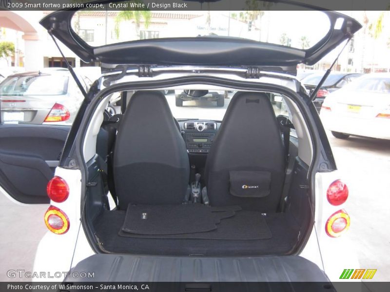 Crystal White / Design Black 2009 Smart fortwo passion coupe