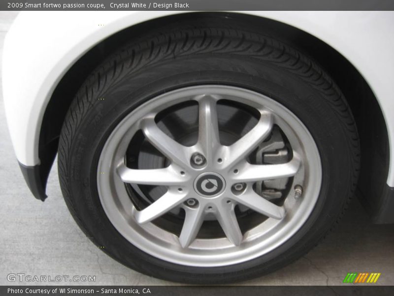 Crystal White / Design Black 2009 Smart fortwo passion coupe