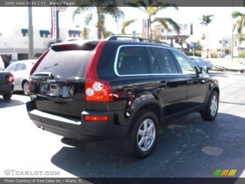 Black / Taupe 2006 Volvo XC90 2.5T