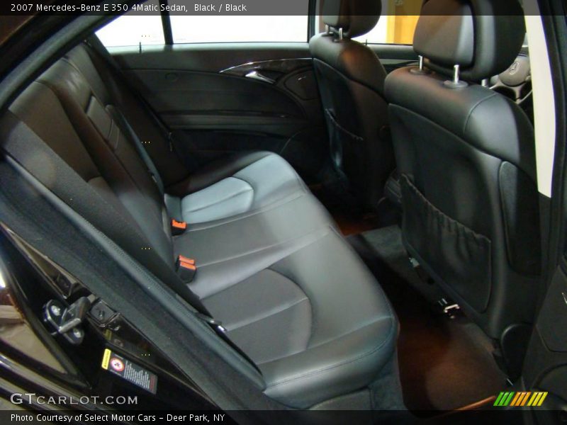 Black / Black 2007 Mercedes-Benz E 350 4Matic Sedan