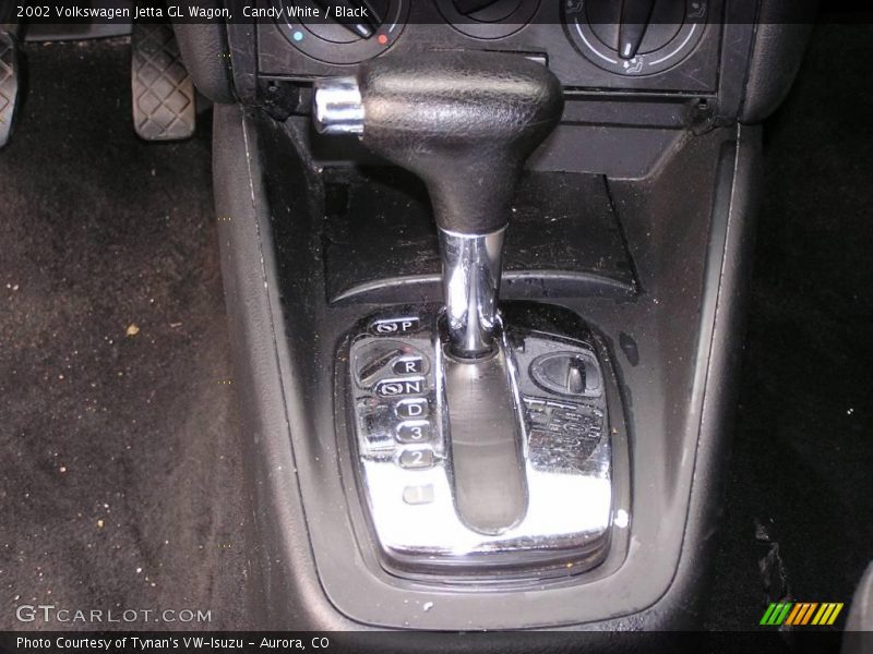 Candy White / Black 2002 Volkswagen Jetta GL Wagon