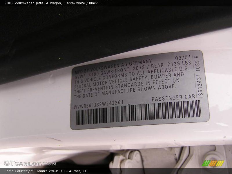 Candy White / Black 2002 Volkswagen Jetta GL Wagon