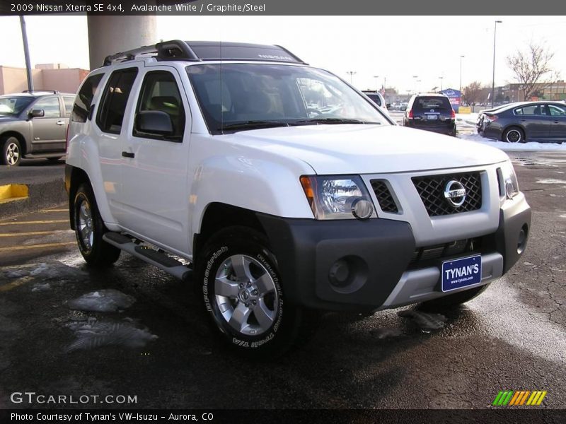 Avalanche White / Graphite/Steel 2009 Nissan Xterra SE 4x4