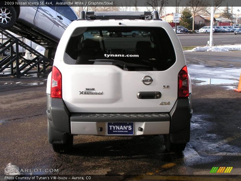 Avalanche White / Graphite/Steel 2009 Nissan Xterra SE 4x4