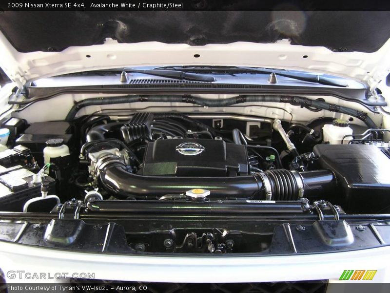 Avalanche White / Graphite/Steel 2009 Nissan Xterra SE 4x4