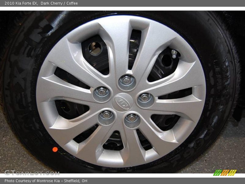 Dark Cherry / Coffee 2010 Kia Forte EX