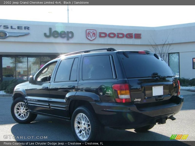 Black / Sandstone 2002 Jeep Grand Cherokee Limited 4x4