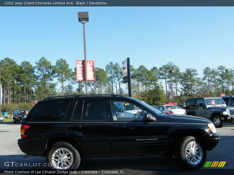 Black / Sandstone 2002 Jeep Grand Cherokee Limited 4x4
