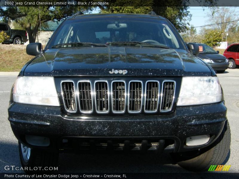 Black / Sandstone 2002 Jeep Grand Cherokee Limited 4x4