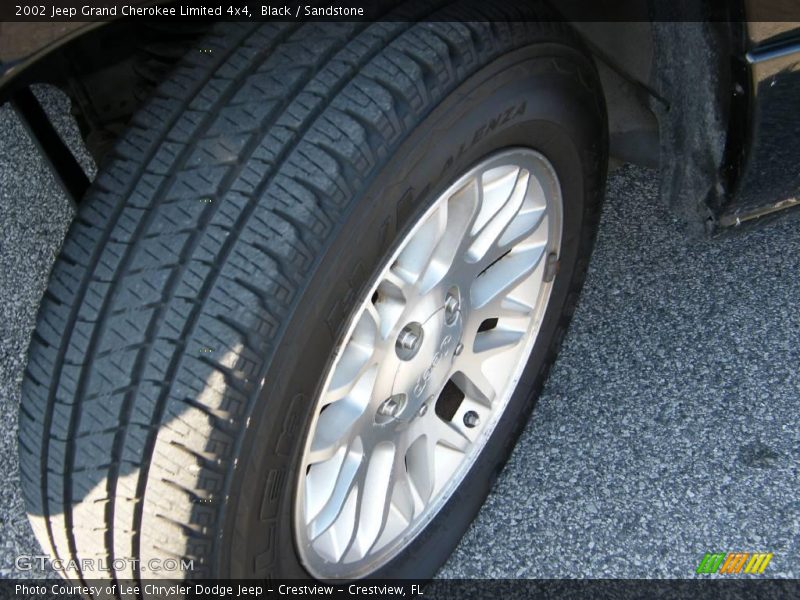 Black / Sandstone 2002 Jeep Grand Cherokee Limited 4x4