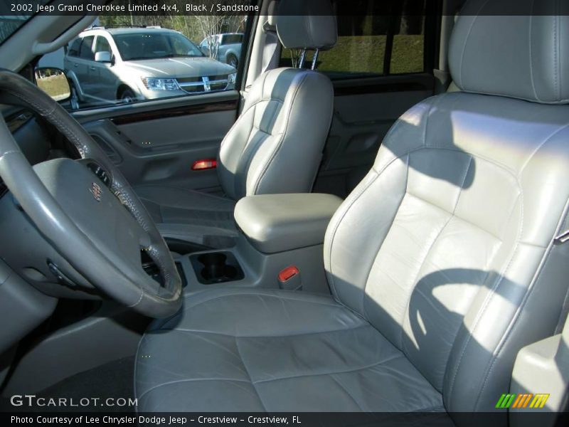 Black / Sandstone 2002 Jeep Grand Cherokee Limited 4x4