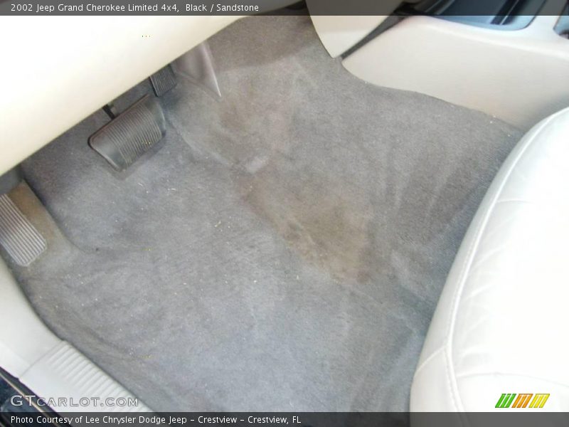 Black / Sandstone 2002 Jeep Grand Cherokee Limited 4x4