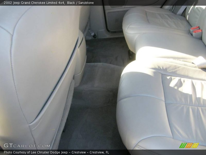 Black / Sandstone 2002 Jeep Grand Cherokee Limited 4x4