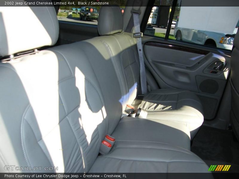 Black / Sandstone 2002 Jeep Grand Cherokee Limited 4x4