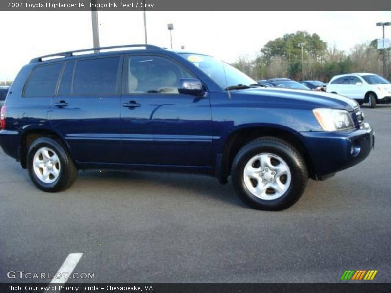 Indigo Ink Pearl / Gray 2002 Toyota Highlander I4