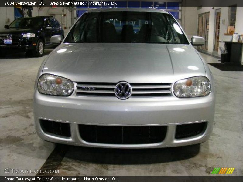 Reflex Silver Metallic / Anthracite/Black 2004 Volkswagen R32