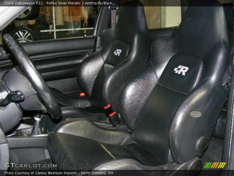 Reflex Silver Metallic / Anthracite/Black 2004 Volkswagen R32