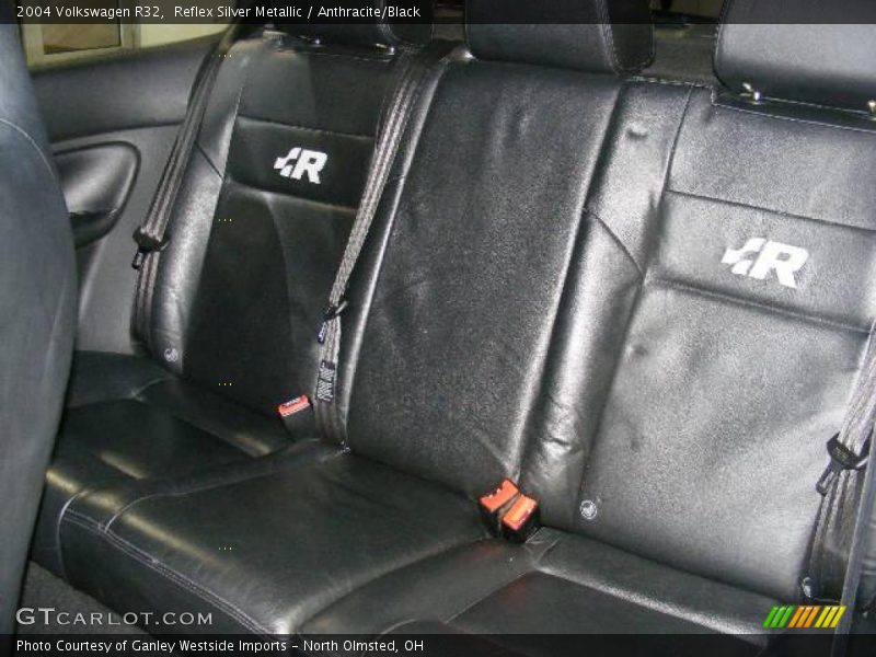 Reflex Silver Metallic / Anthracite/Black 2004 Volkswagen R32