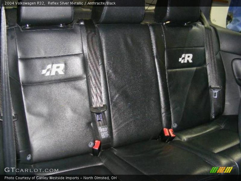 Reflex Silver Metallic / Anthracite/Black 2004 Volkswagen R32