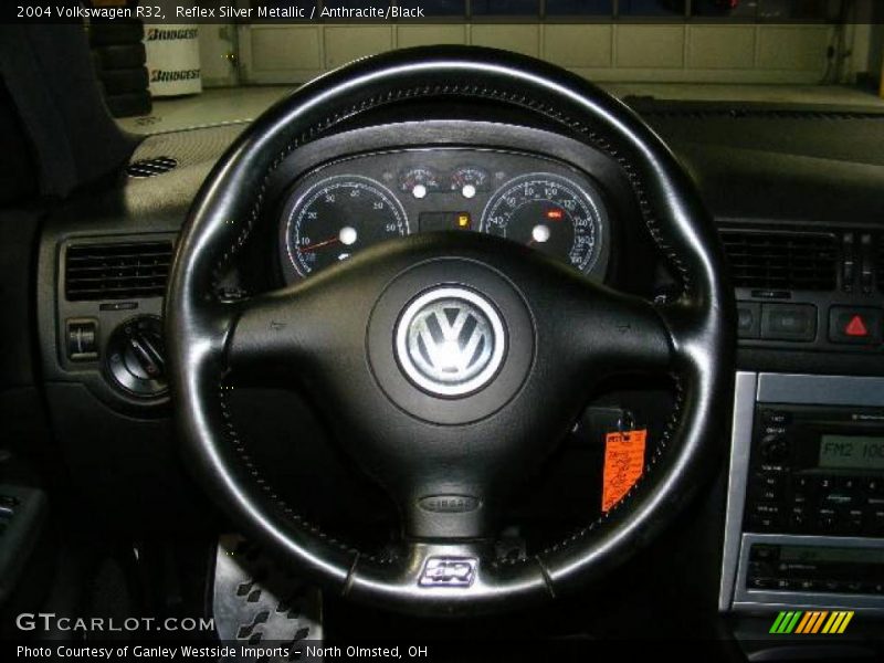 Reflex Silver Metallic / Anthracite/Black 2004 Volkswagen R32