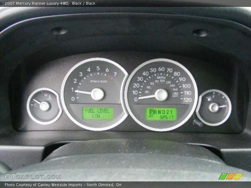 Black / Black 2007 Mercury Mariner Luxury 4WD