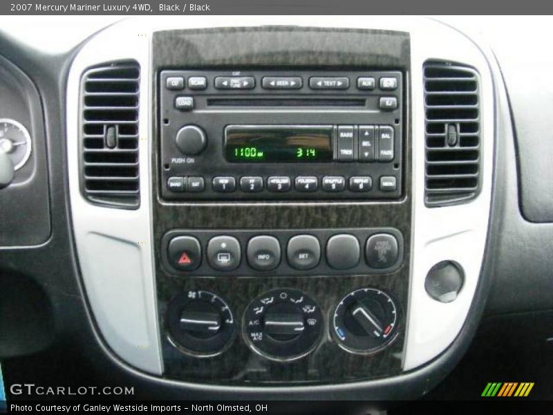 Black / Black 2007 Mercury Mariner Luxury 4WD