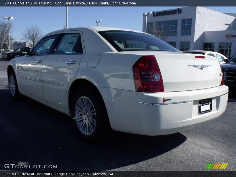 Cool Vanilla White / Dark Khaki/Light Graystone 2010 Chrysler 300 Touring