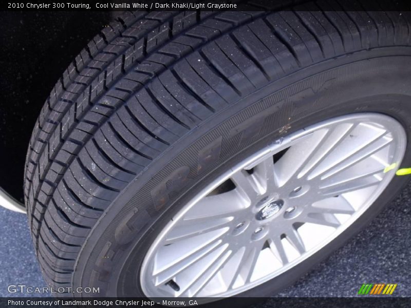 Cool Vanilla White / Dark Khaki/Light Graystone 2010 Chrysler 300 Touring