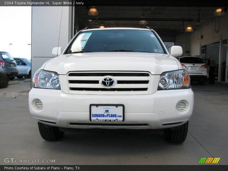 Super White / Ivory 2004 Toyota Highlander I4